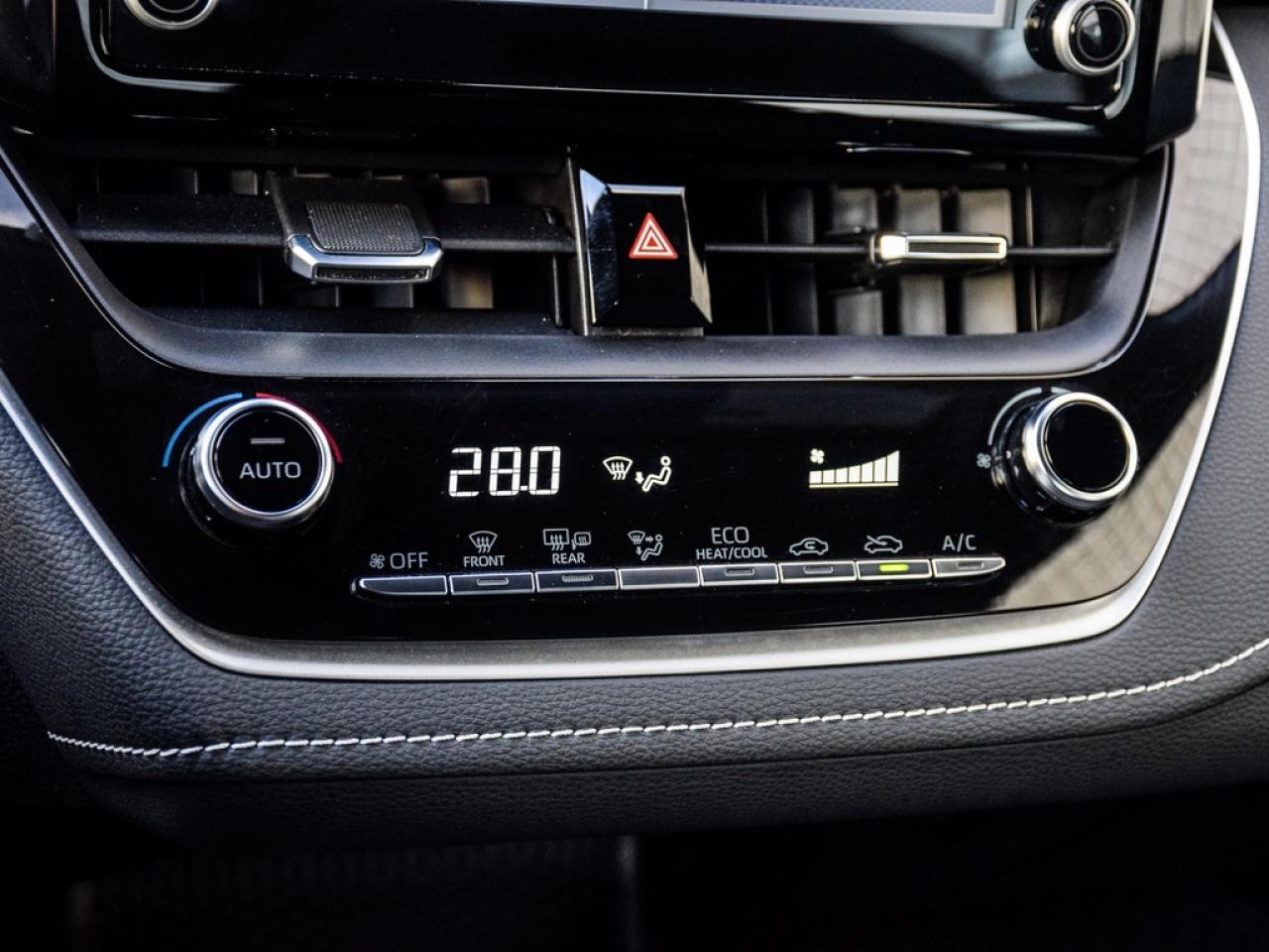 2022 Toyota Corolla Hatchback Photo