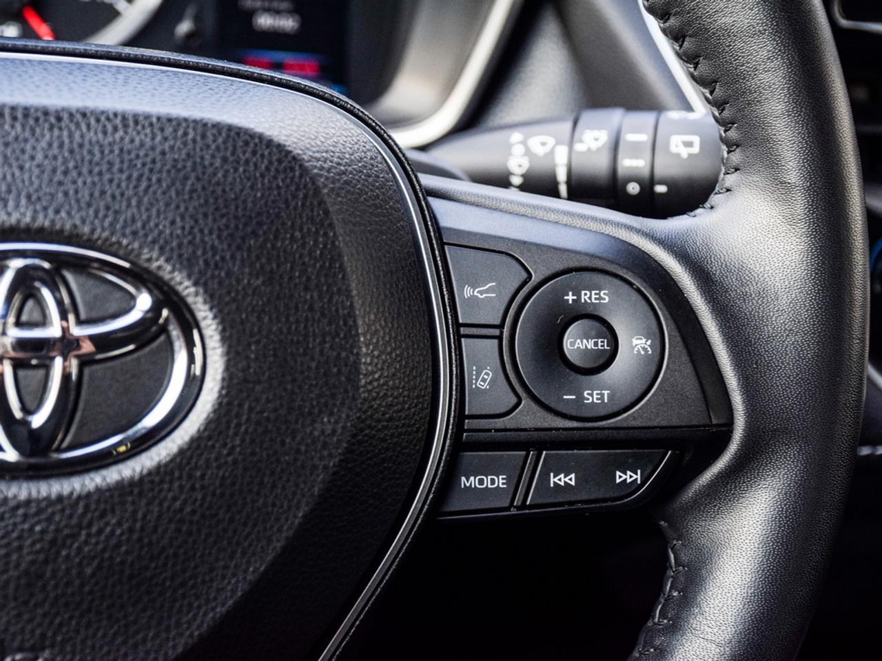 2022 Toyota Corolla Hatchback Photo