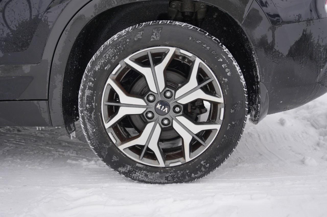 2021 Kia Seltos EX PREMIUM AWD Photo