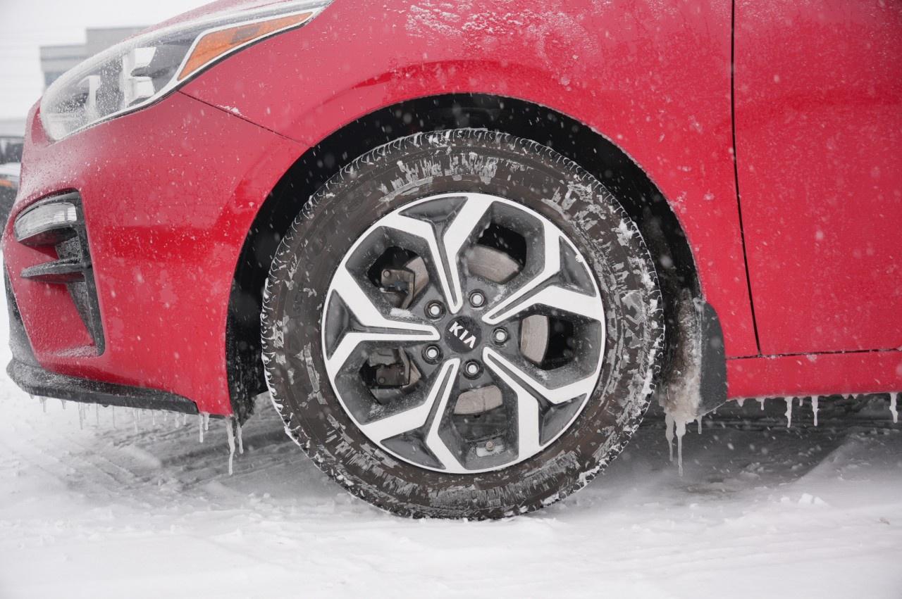 2020 Kia Forte EX IVT Photo