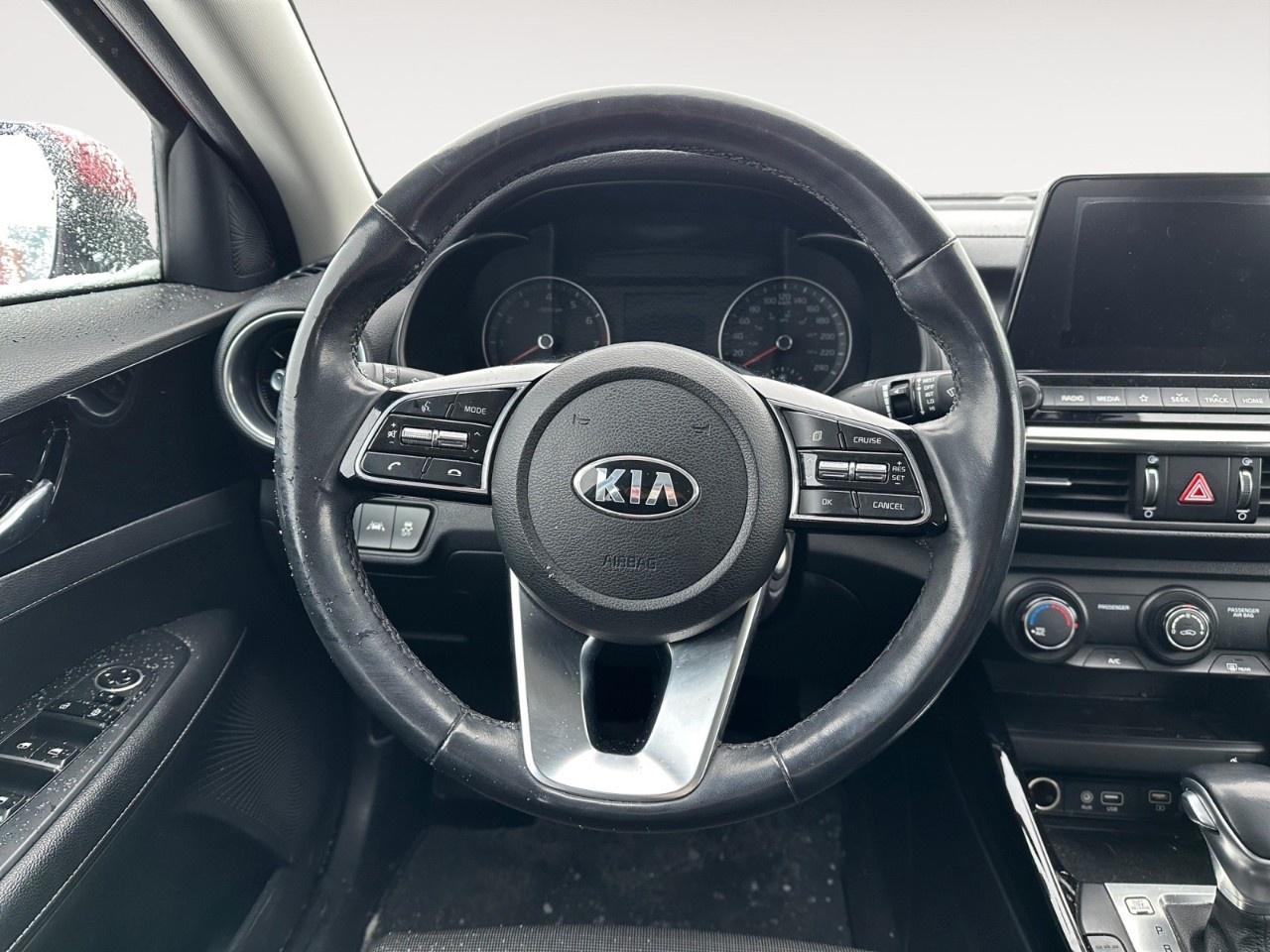 2020 Kia Forte EX IVT Photo