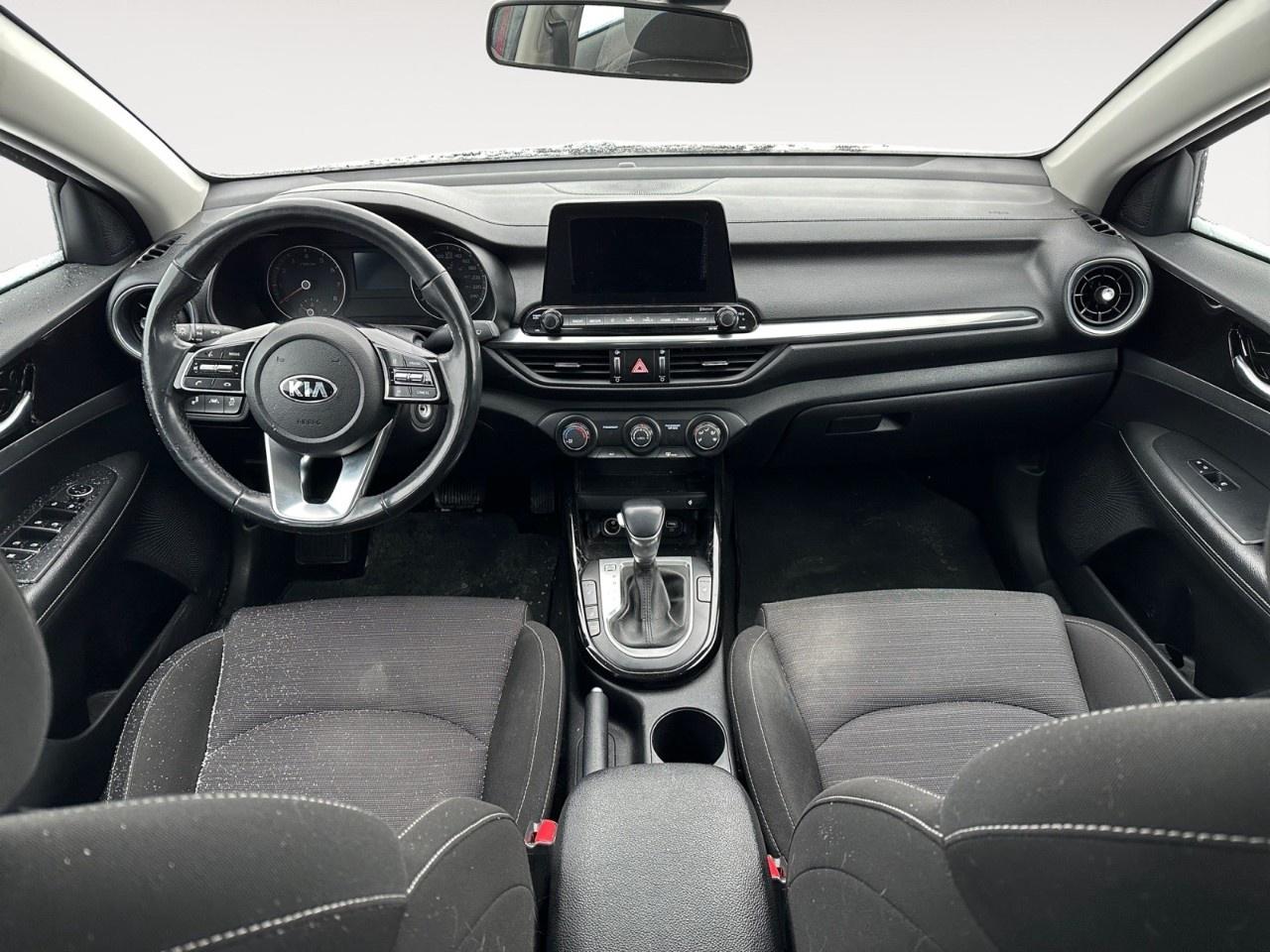 2020 Kia Forte EX IVT Photo