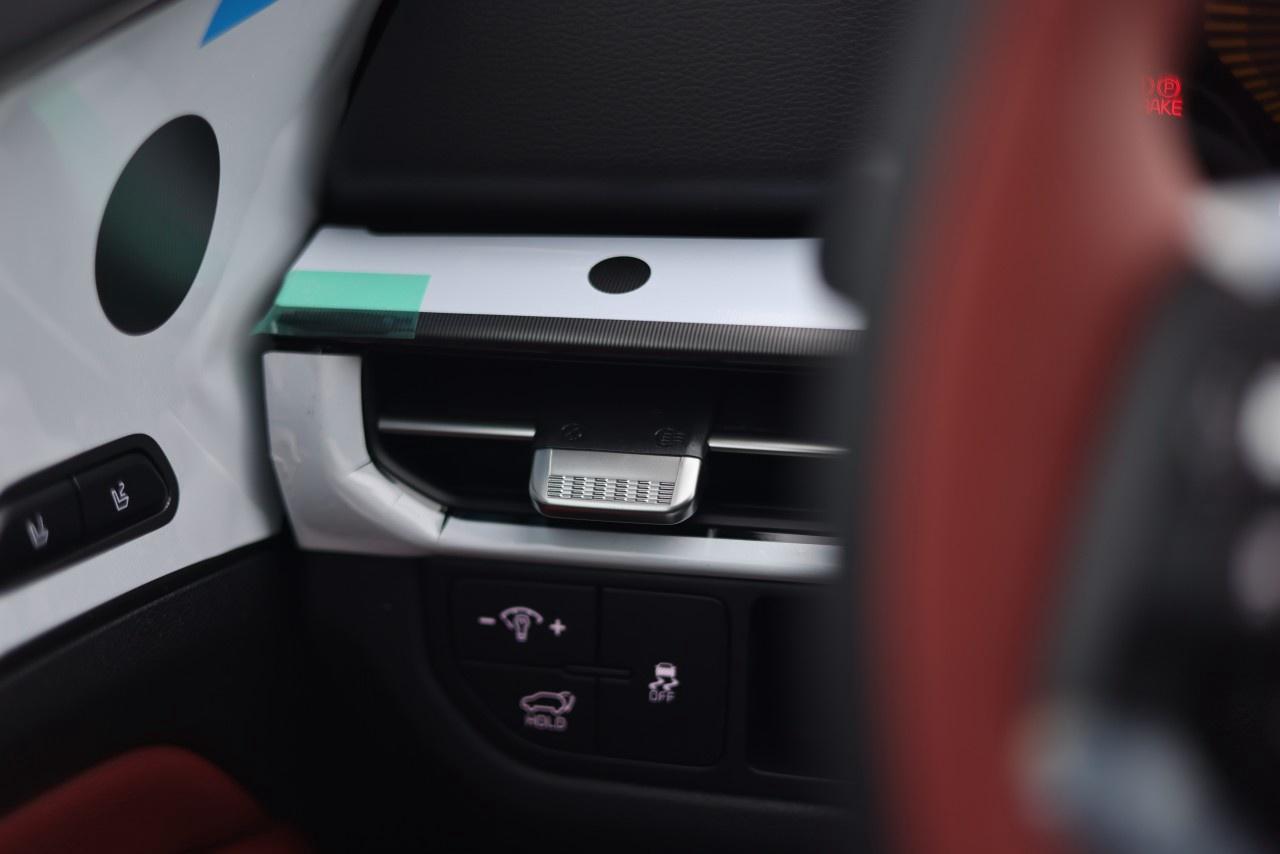 2026 Kia Sportage EX Premium AWD w/Red Interior Photo