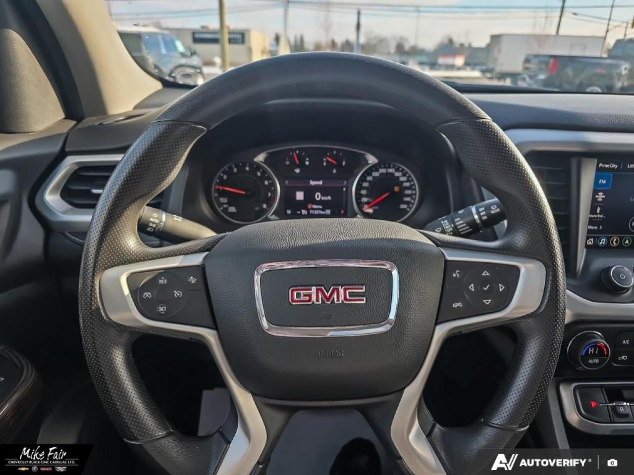 2023 GMC Acadia SLE 6 Passanger Seating, Cruise Control, Apple CarPlay, Android Auto Photo