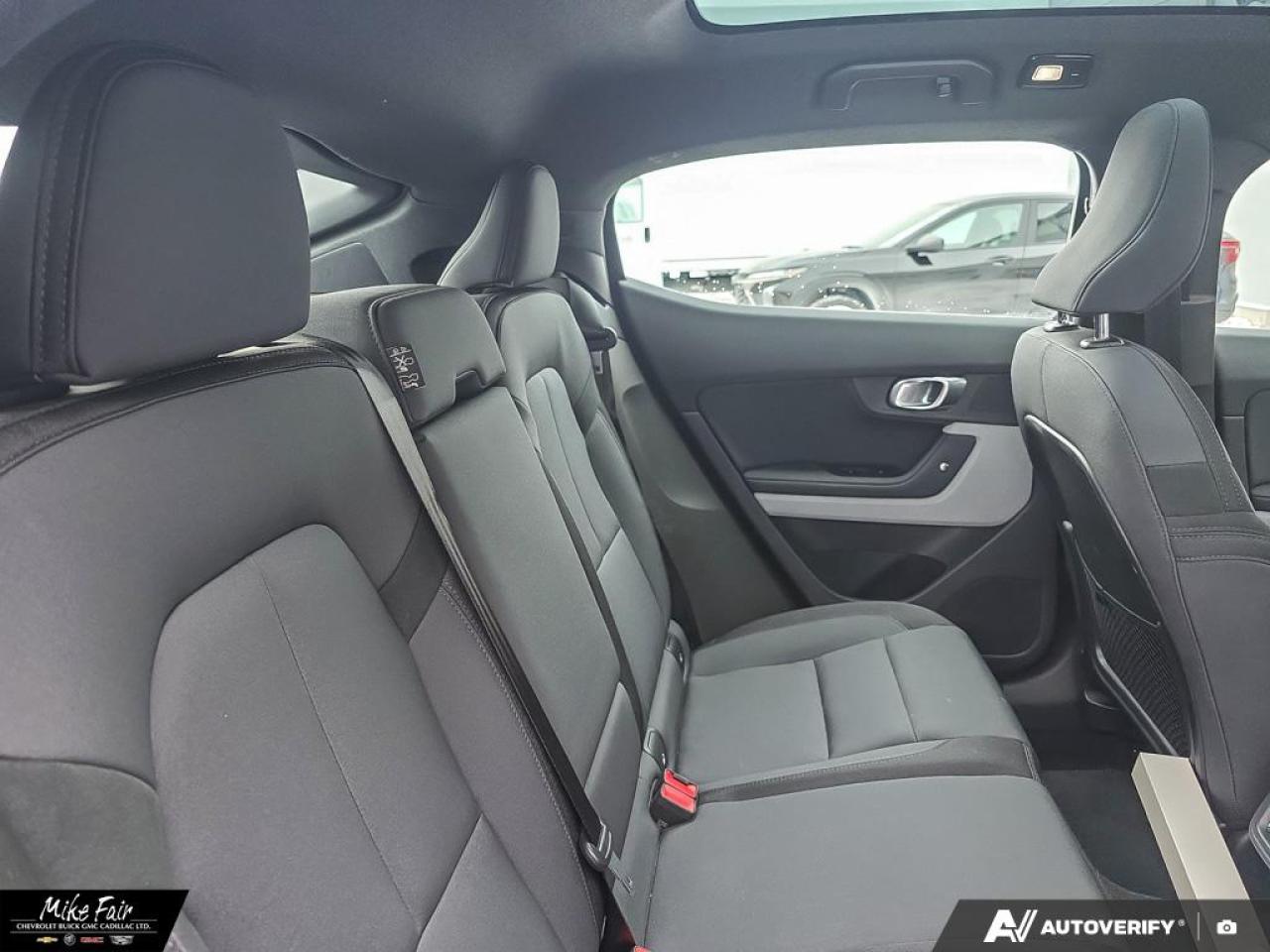 2022 Polestar 2 Long Range Single Motor Heated Front Seats, Android Auto, Apple CarPlay Photo