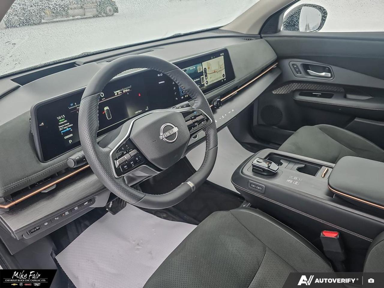 2025 Nissan Ariya EVOLVE+ ONE OWNER! 8 Way Power Drivers Seat, Heated Front Seats, Heated Steering Wheel Photo