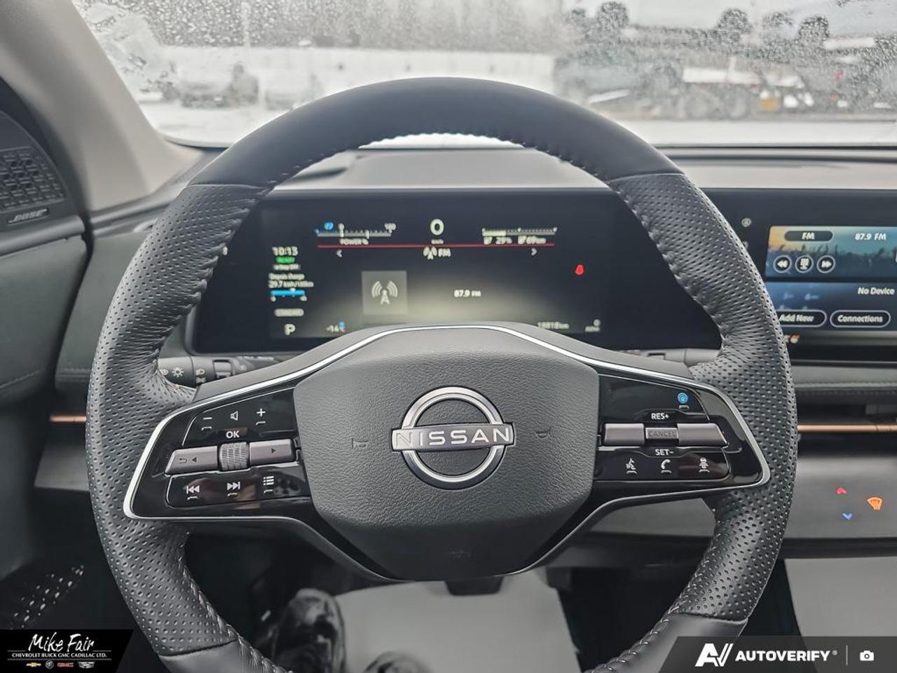 2025 Nissan Ariya EVOLVE+ ONE OWNER! 8 Way Power Drivers Seat, Heated Front Seats, Heated Steering Wheel Photo