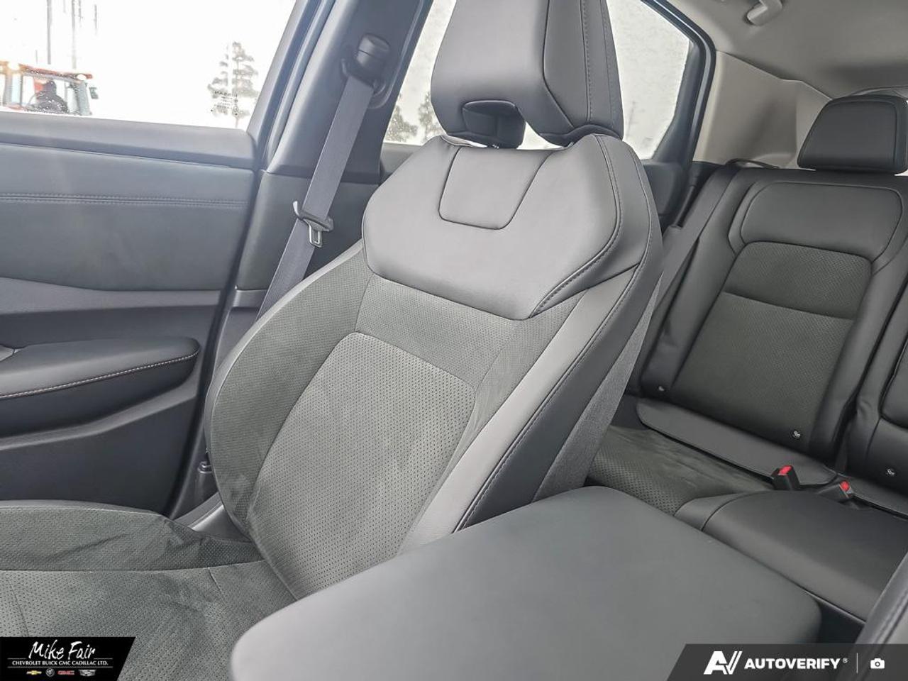 2025 Nissan Ariya EVOLVE+ ONE OWNER! 8 Way Power Drivers Seat, Heated Front Seats, Heated Steering Wheel Photo
