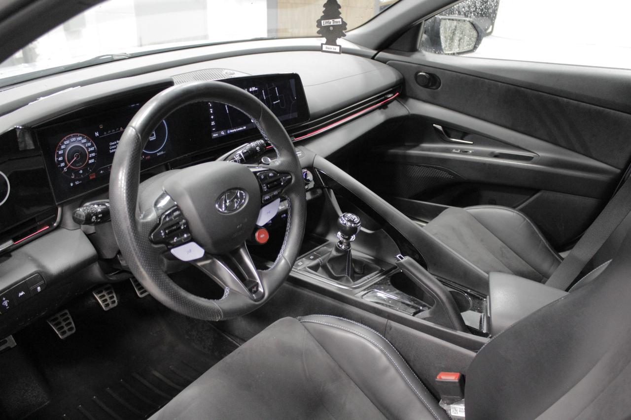 2023 Hyundai Elantra N  Photo
