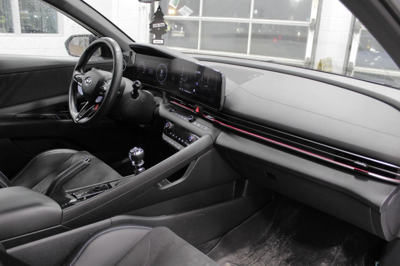 2023 Hyundai Elantra N  Photo
