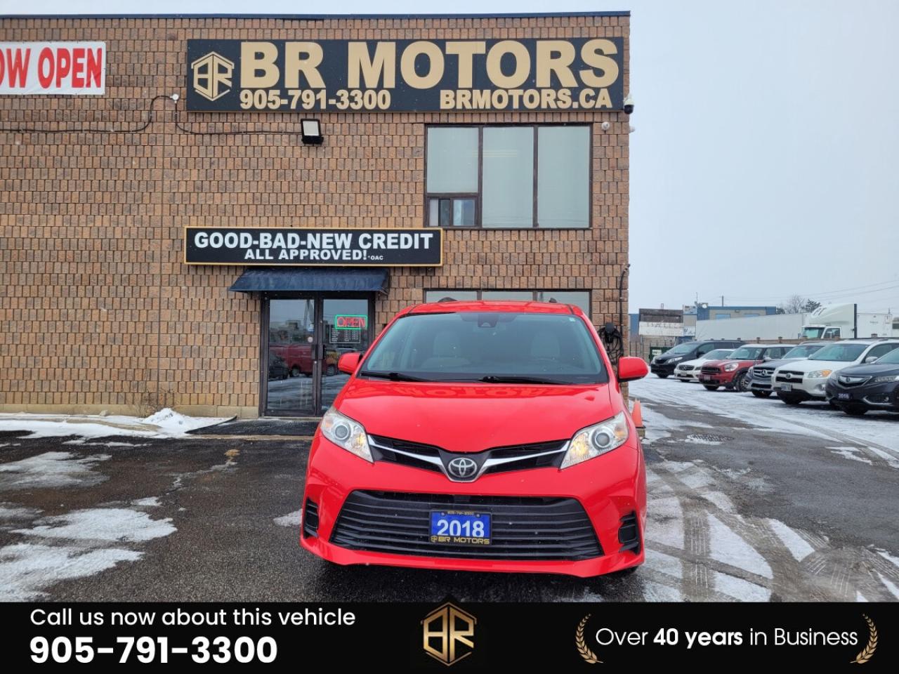 2018 Toyota Sienna LE | AWD Photo