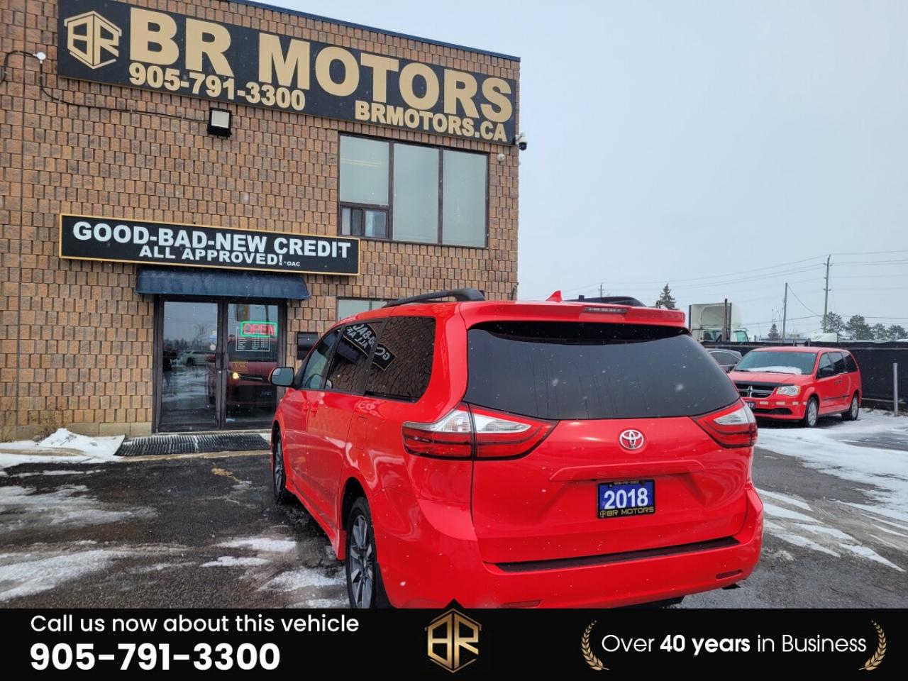 2018 Toyota Sienna LE | AWD | Power doors Photo
