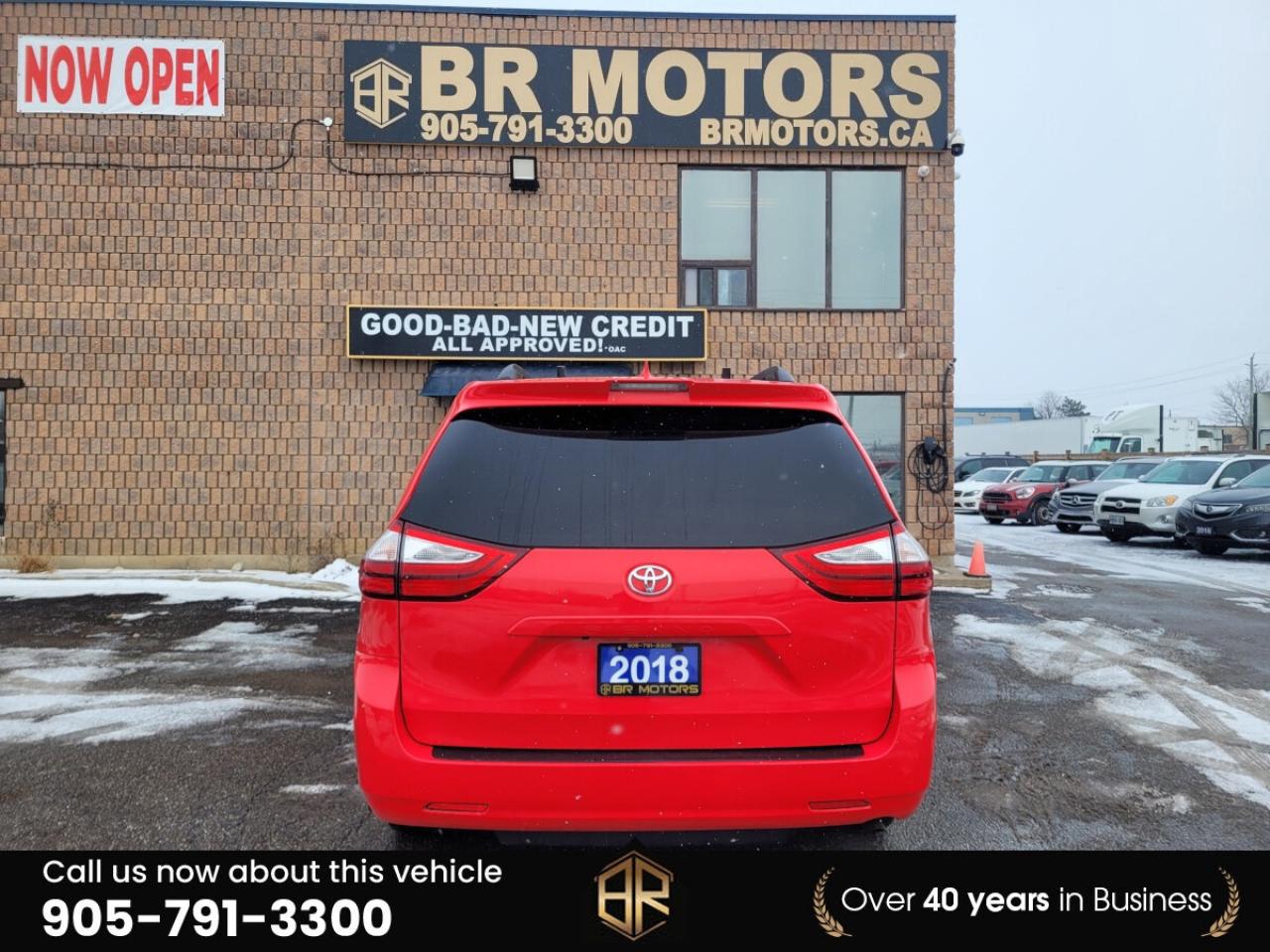 2018 Toyota Sienna LE | AWD Photo