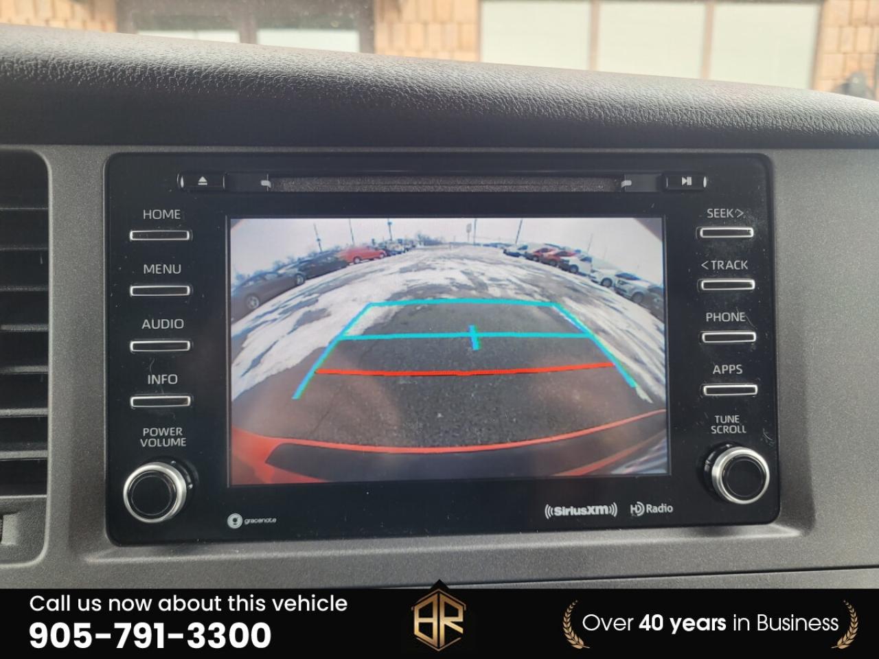 2018 Toyota Sienna LE | AWD Photo