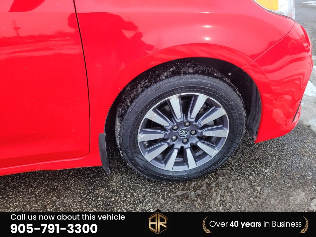 2018 Toyota Sienna LE | AWD Photo