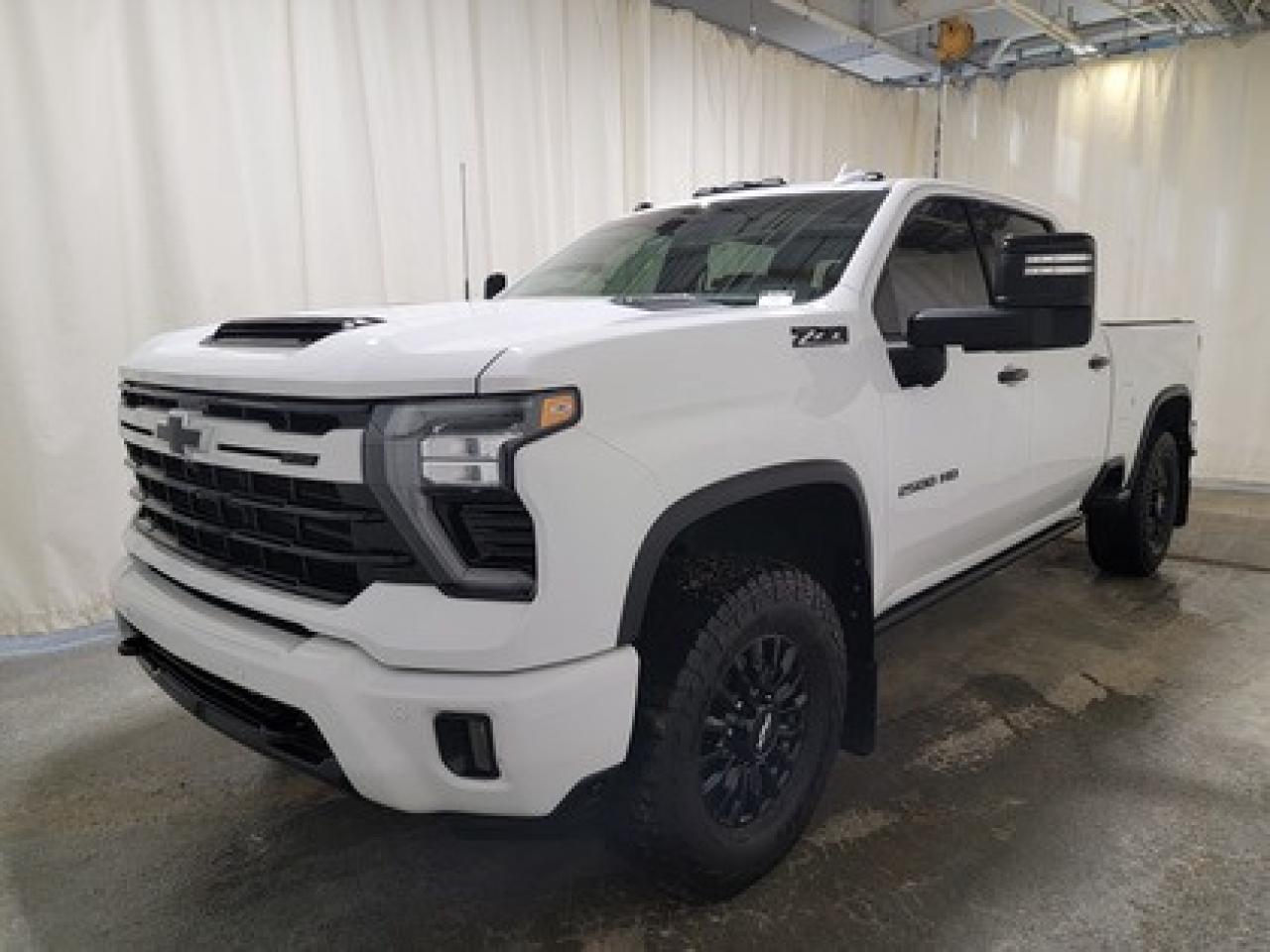 After this vehicle came in on trade, we had our fully certified Pre-Owned Ford mechanic perform a mechanical inspection. This vehicle passed the certification with flying colors. After the mechanical inspection and work was finished, we did a complete detail including sterilization and carpet shampoo.

Bennett Dunlop Ford has been located at 770 Broad St, in the heart of Regina for over 40 years! Our 4.6-star Google review (Well over 4,100 reviews) is the result of our commitment to providing the fastest, easiest and most fun customer experience possible. Our customers tell us that they love that we don't charge any admin or documentation fees!