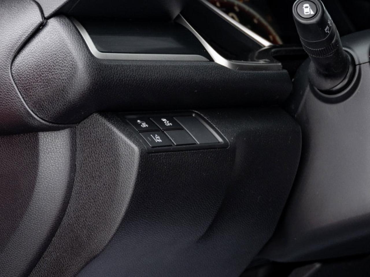 2020 Honda Civic Hatchback Sport Touring Photo