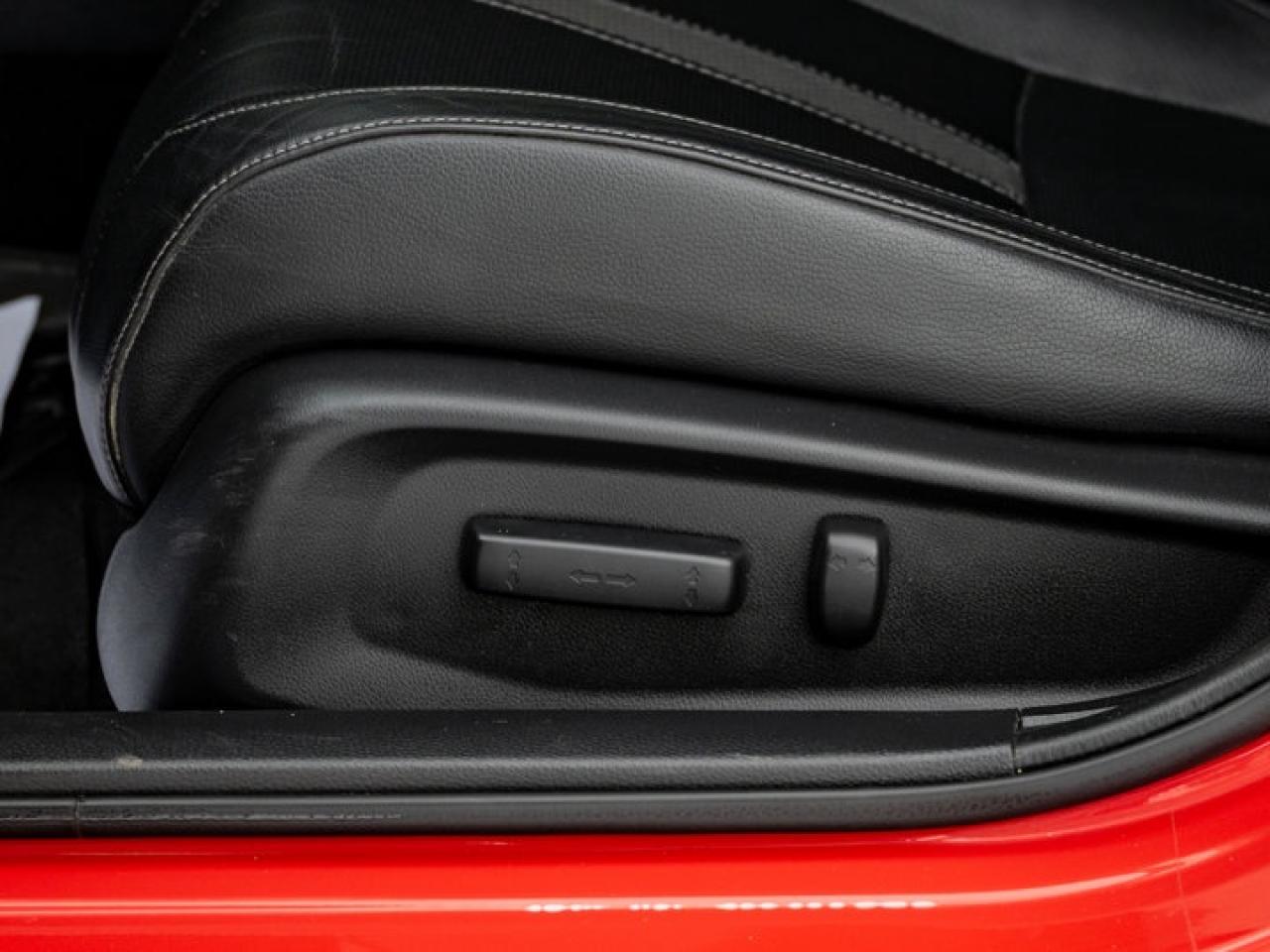 2020 Honda Civic Hatchback Sport Touring Photo