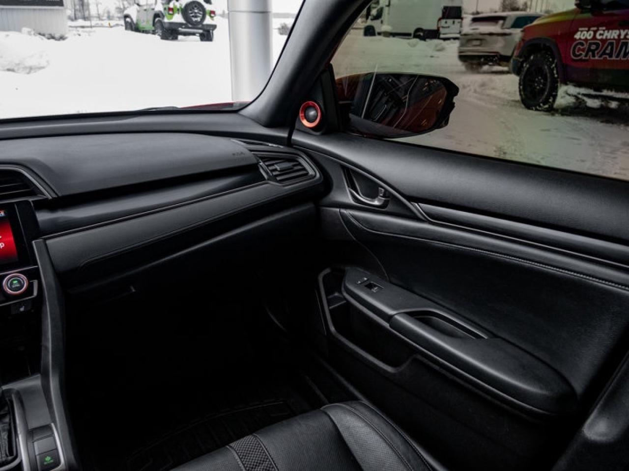 2020 Honda Civic Hatchback Sport Touring Photo