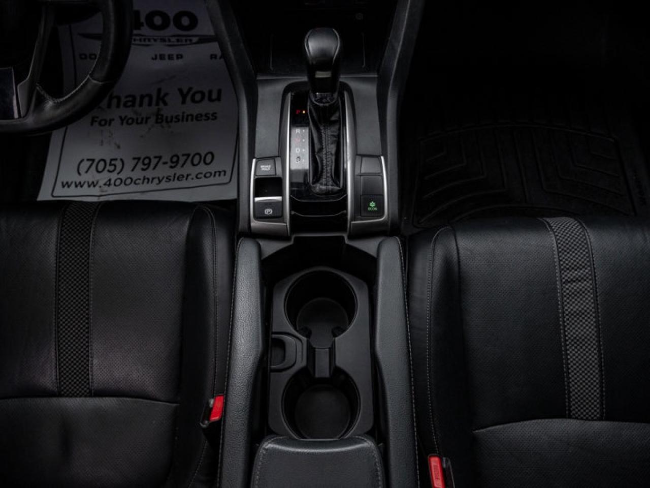 2020 Honda Civic Hatchback Sport Touring Photo