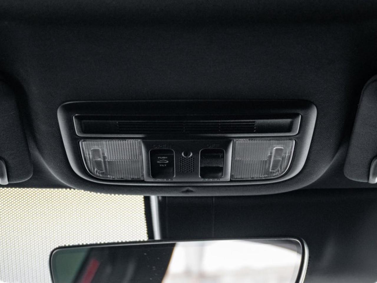 2020 Honda Civic Hatchback Sport Touring Photo