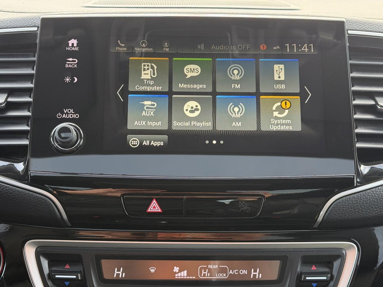 2020 Honda Pilot Touring 7-Passenger Photo