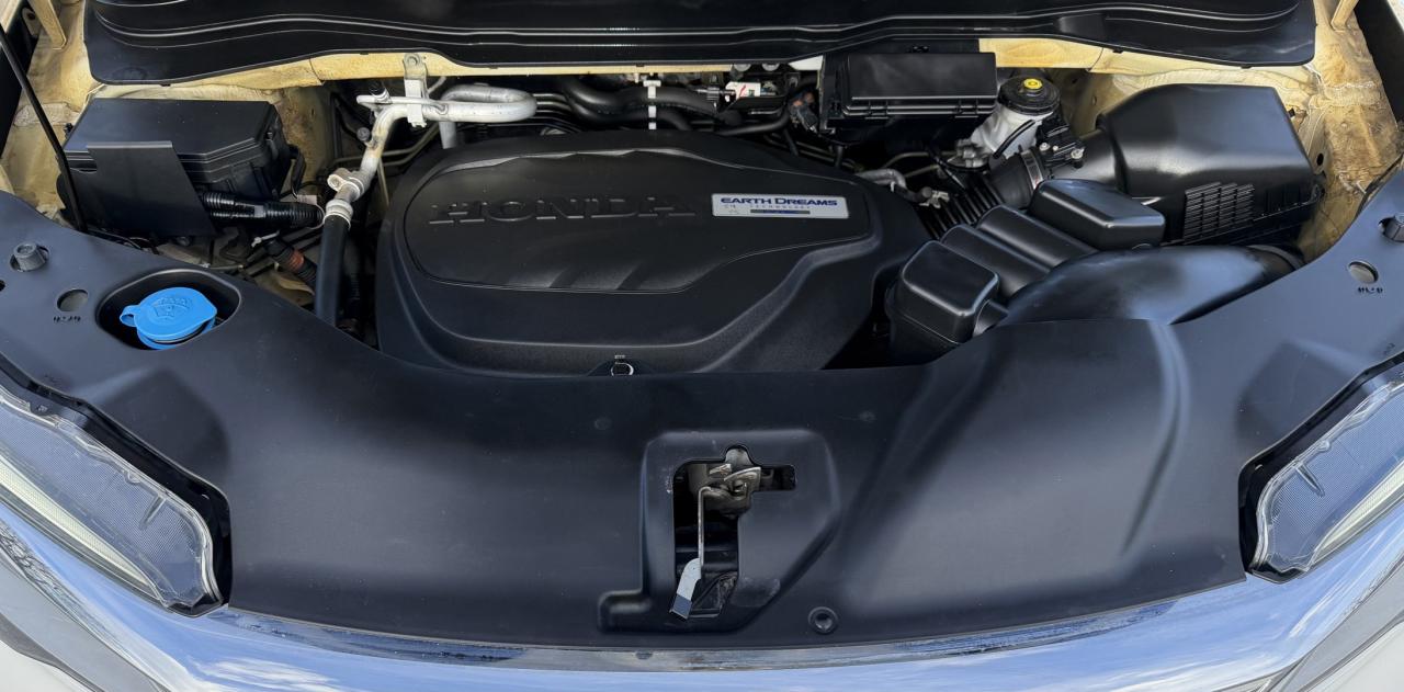 2020 Honda Pilot Touring 7-Passenger Photo