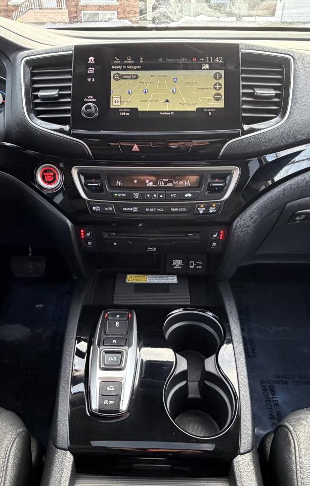 2020 Honda Pilot Touring 7-Passenger Photo