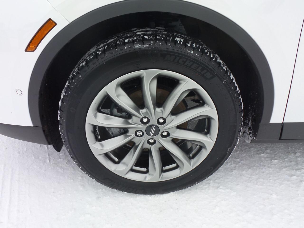 2021 Lincoln Corsair AWD, 19" RIMS, PREMIUM PACK, 360-CAMERA, LOW KM'S! Photo