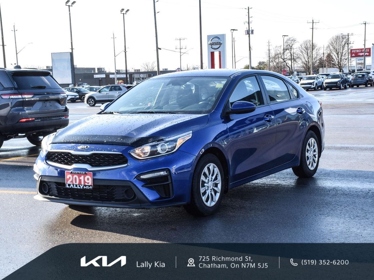 2019 Kia Forte LX New Arrival | Low KMs | Clean CarFax | Heated Seats Photo2