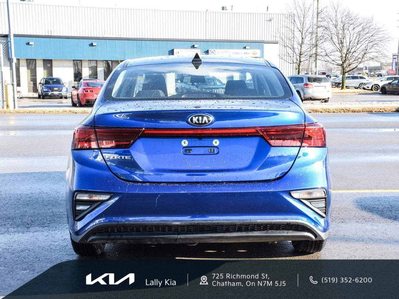 2019 Kia Forte LX New Arrival | Low KMs | Clean CarFax | Heated Seats Photo4