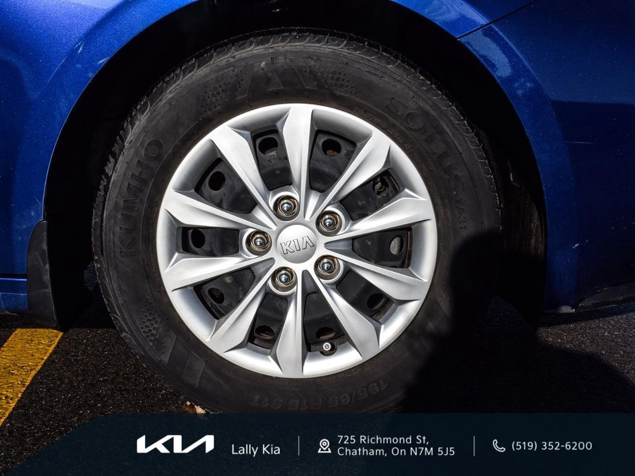 2019 Kia Forte LX New Arrival | Low KMs | Clean CarFax | Heated Seats Photo