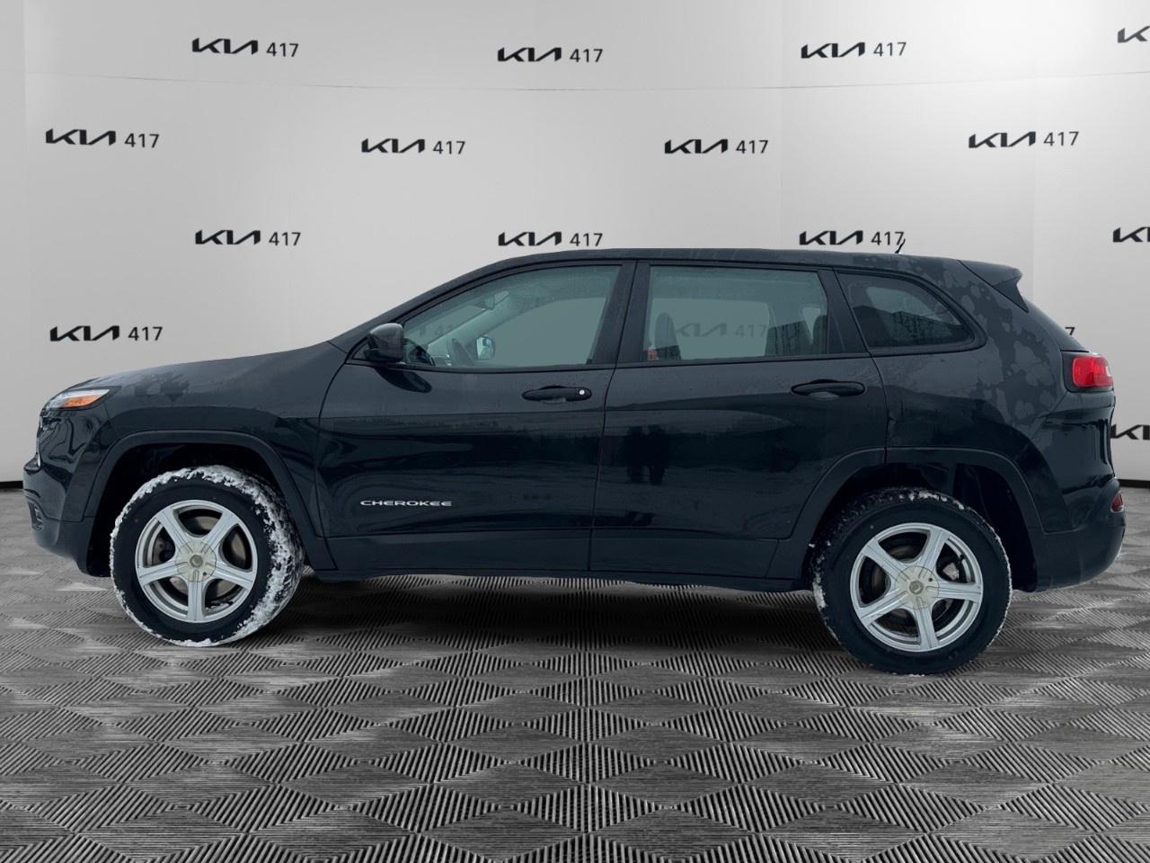 2014 Jeep Cherokee FWD 4DR SPORT Photo