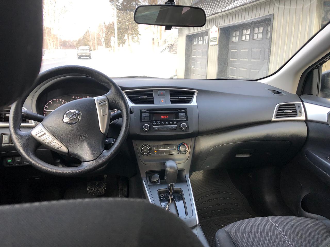 2016 Nissan Sentra S - Photo #7