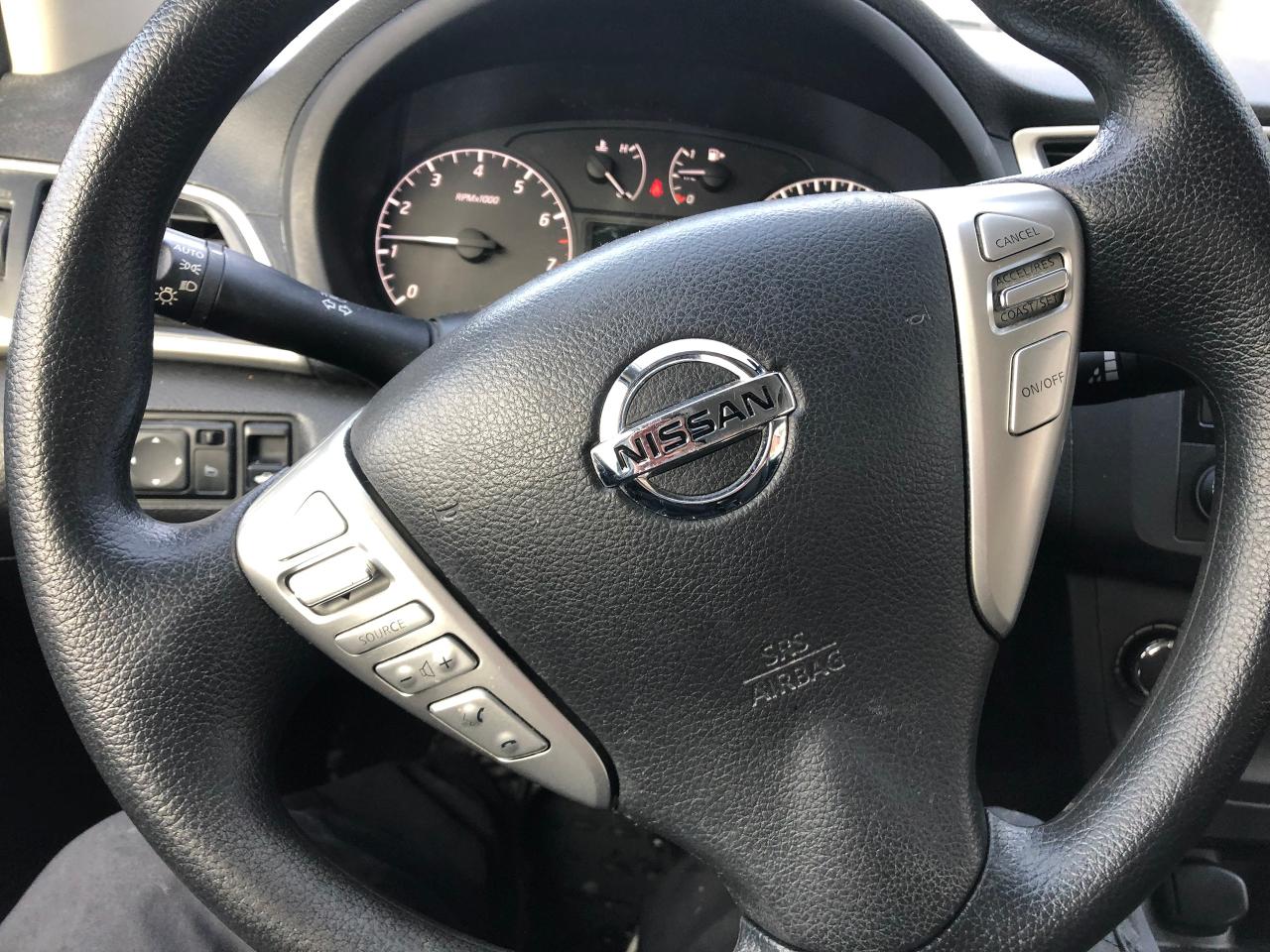 2016 Nissan Sentra S - Photo #10