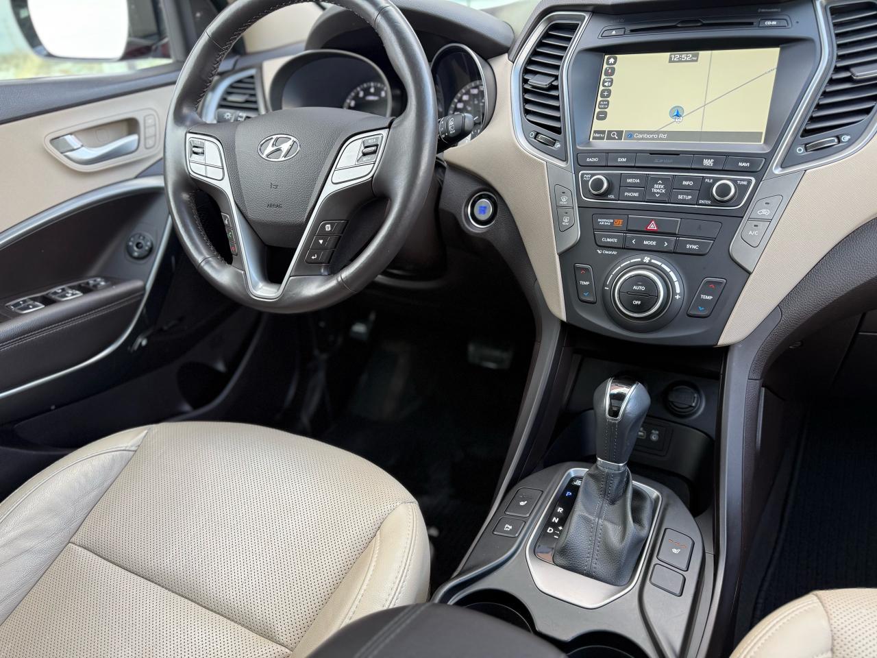 2017 Hyundai Santa Fe Sport Luxury Photo