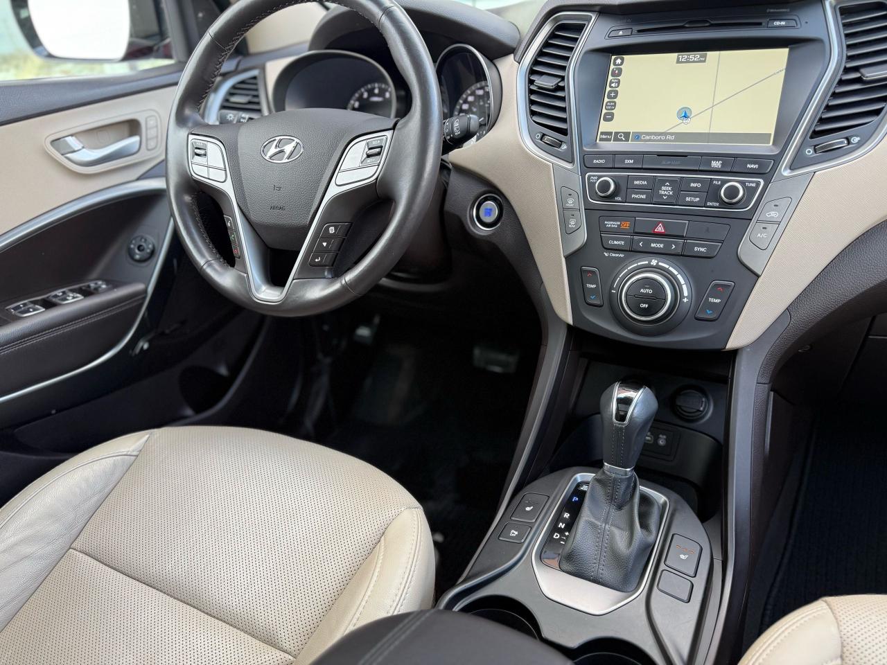 2017 Hyundai Santa Fe Sport Luxury Photo