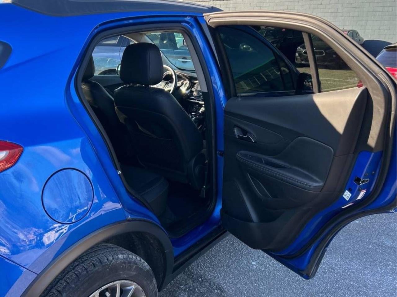 2018 Buick Encore Sport Touring ONLY 77K! REMOTE START, POWER SEAT! Photo22