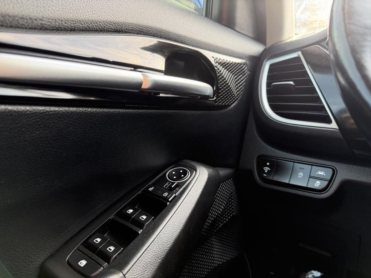 2021 Kia Seltos EX AWD Photo