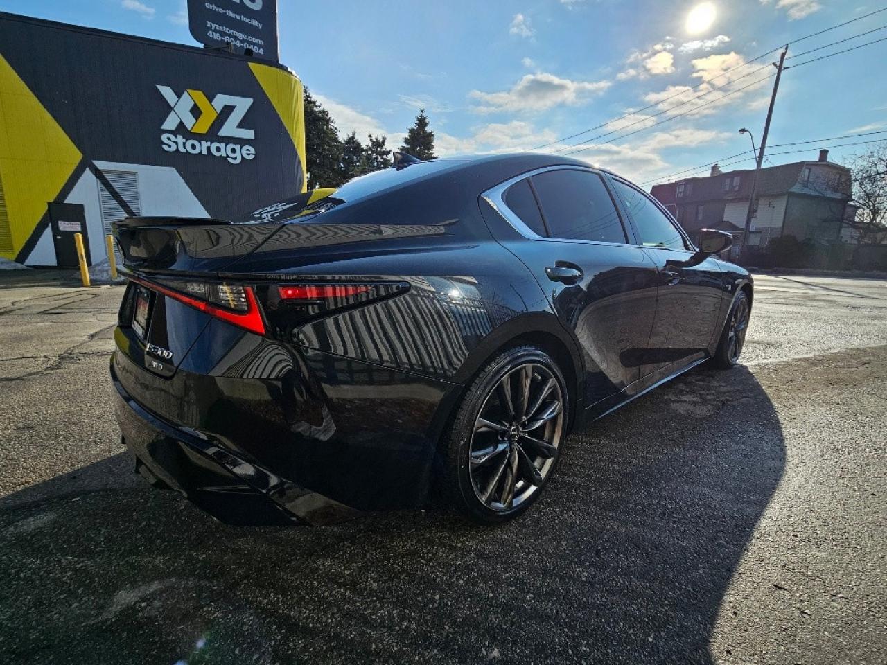 2022 Lexus IS IS 300 AWD F SPORT 2-RED LEATHER-LOADED Photo4