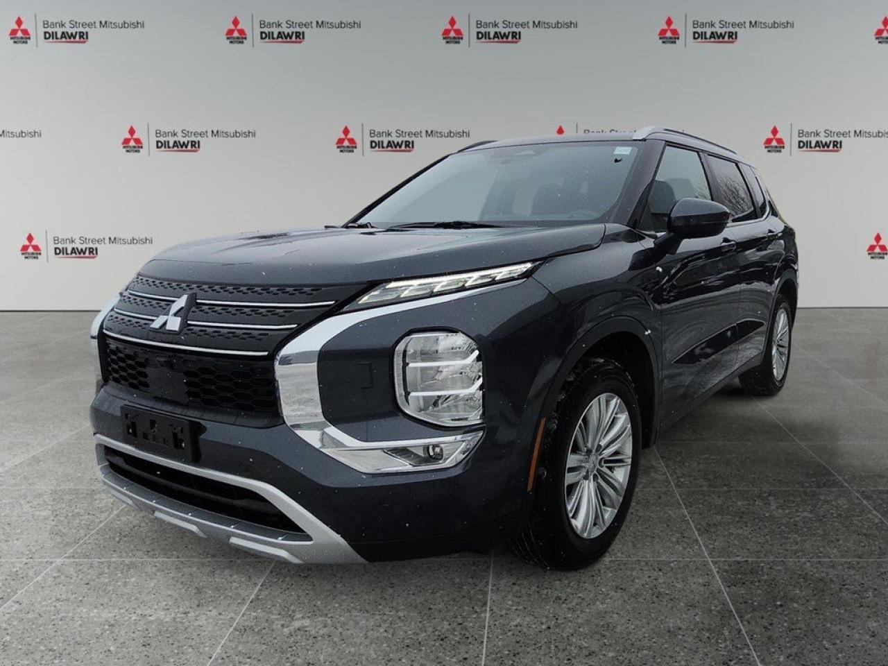 Used 2024 Mitsubishi Outlander SE S-AWC for sale in Gloucester, ON