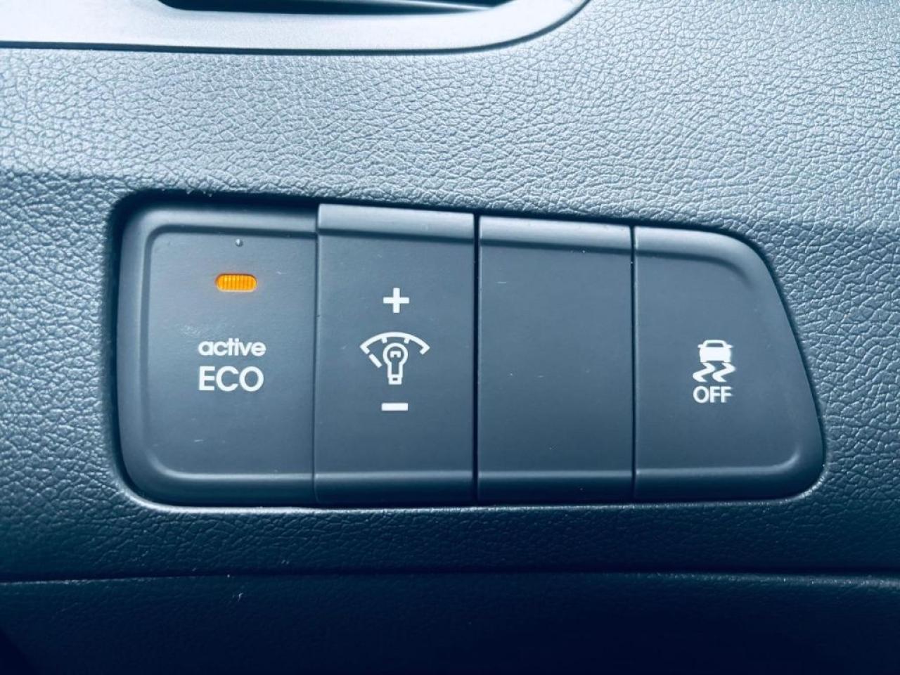 2013 Hyundai Elantra GT 5dr Hatchback Automatic GL *Ltd Avail* Photo