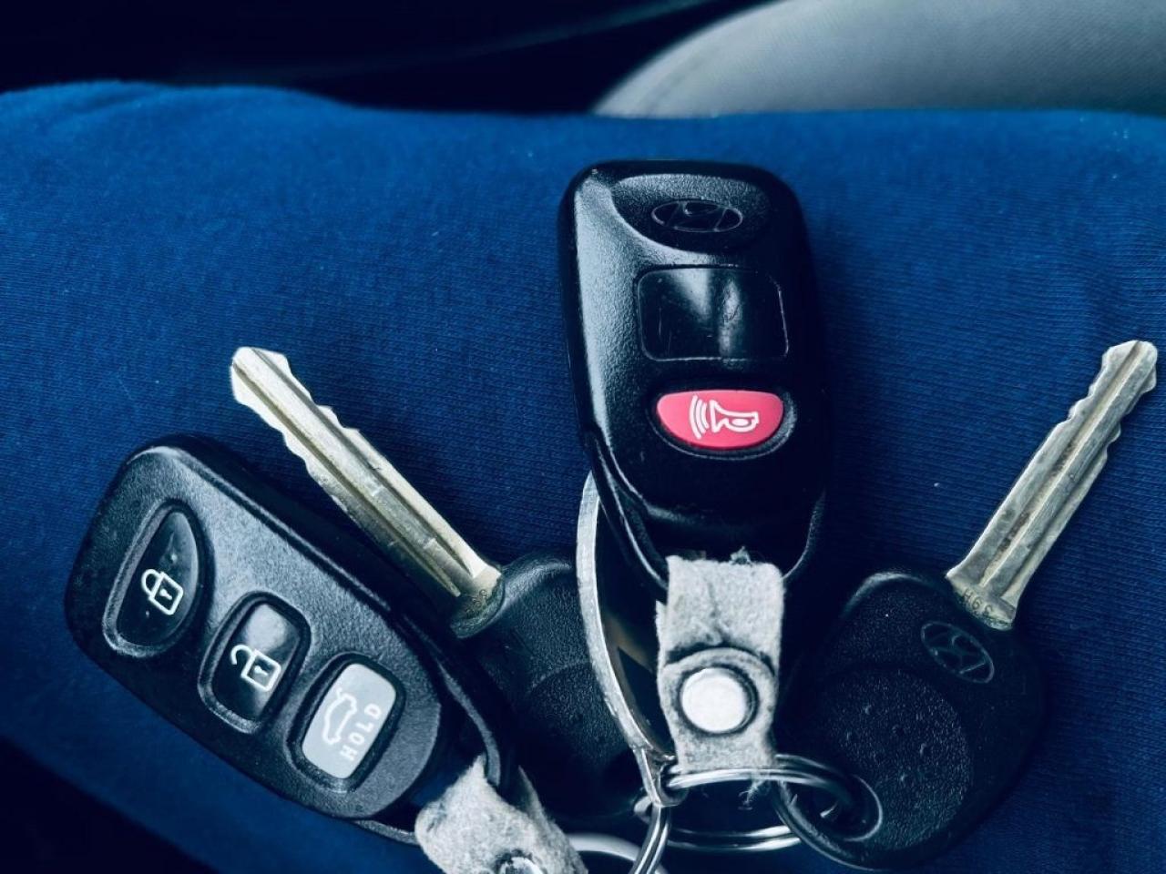 2013 Hyundai Elantra GT 5dr Hatchback Automatic GL *Ltd Avail* Photo