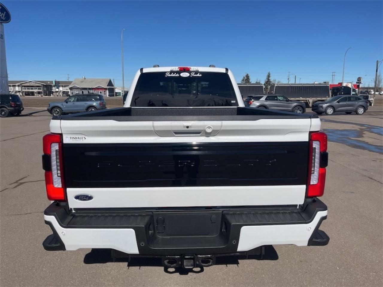 2026 Ford F-350 Super Duty Platinum Photo5