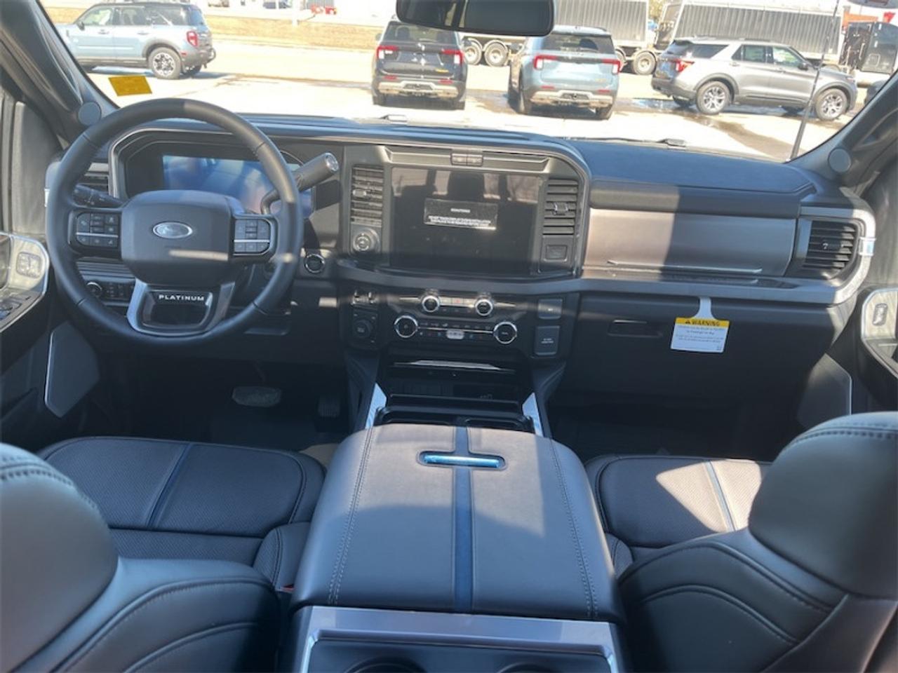 2026 Ford F-350 Super Duty Platinum Photo5