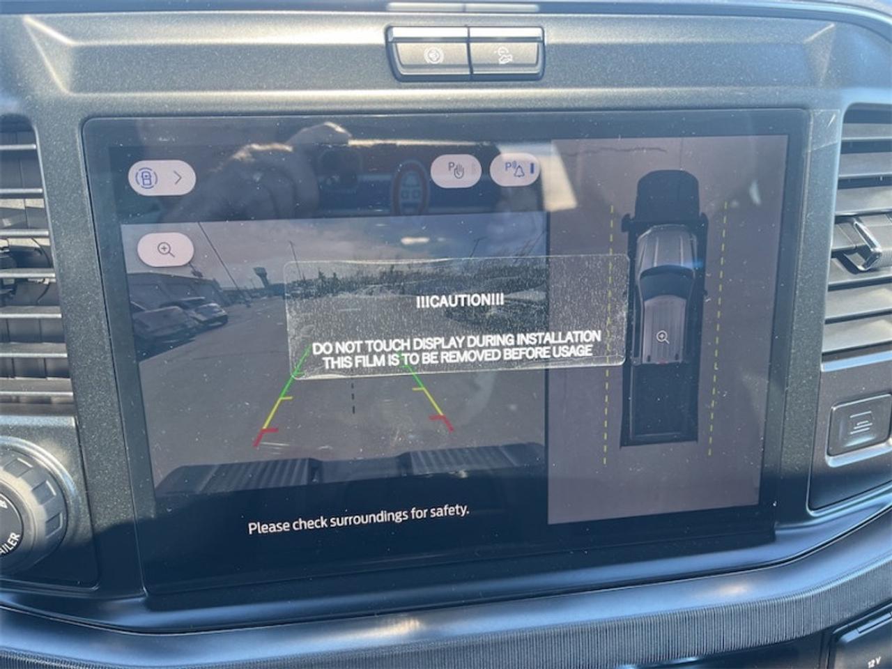 2026 Ford F-350 Super Duty Platinum Photo5