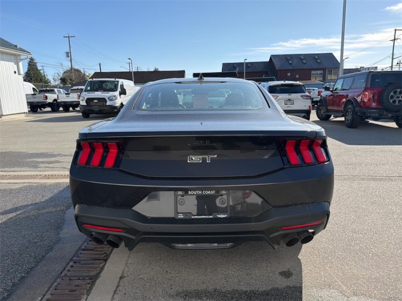 2024 Ford Mustang GT Premium  - Leather Seats Photo3