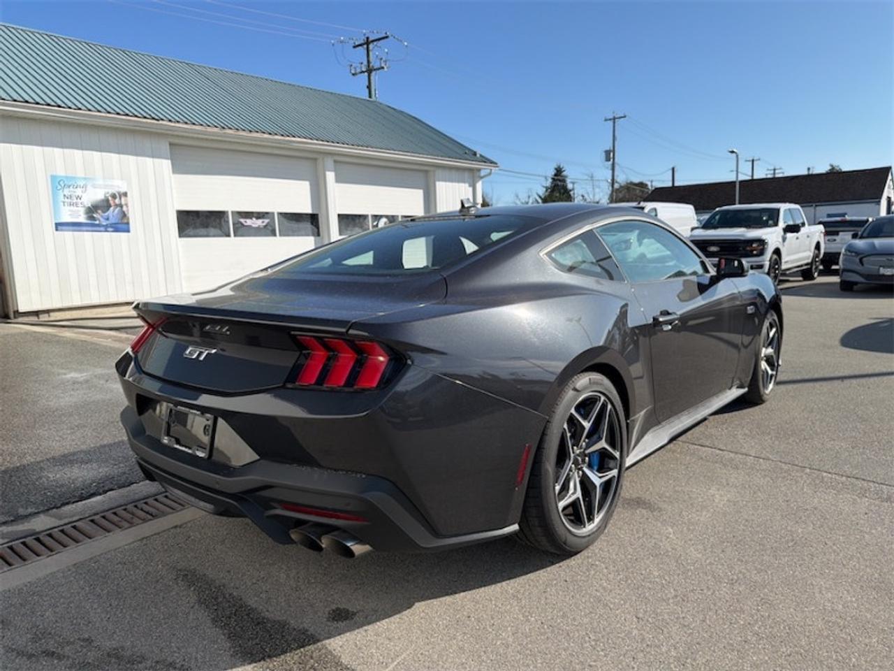 2024 Ford Mustang GT Premium  - Leather Seats Photo4