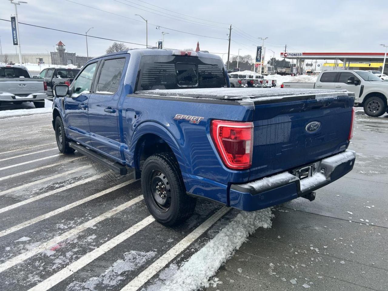 2022 Ford F-150 XLT Photo