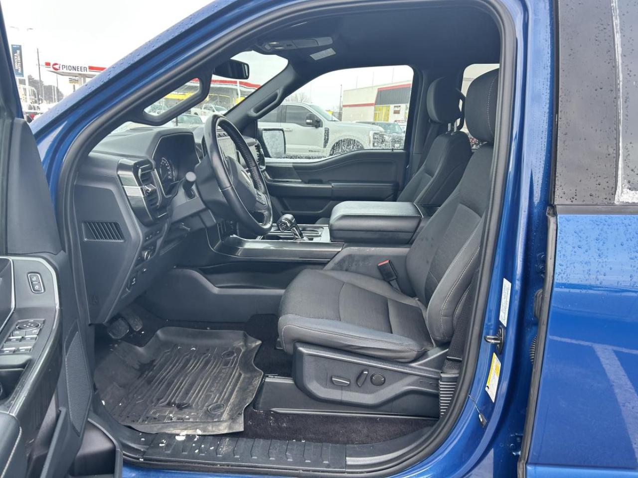 2022 Ford F-150 XLT Photo